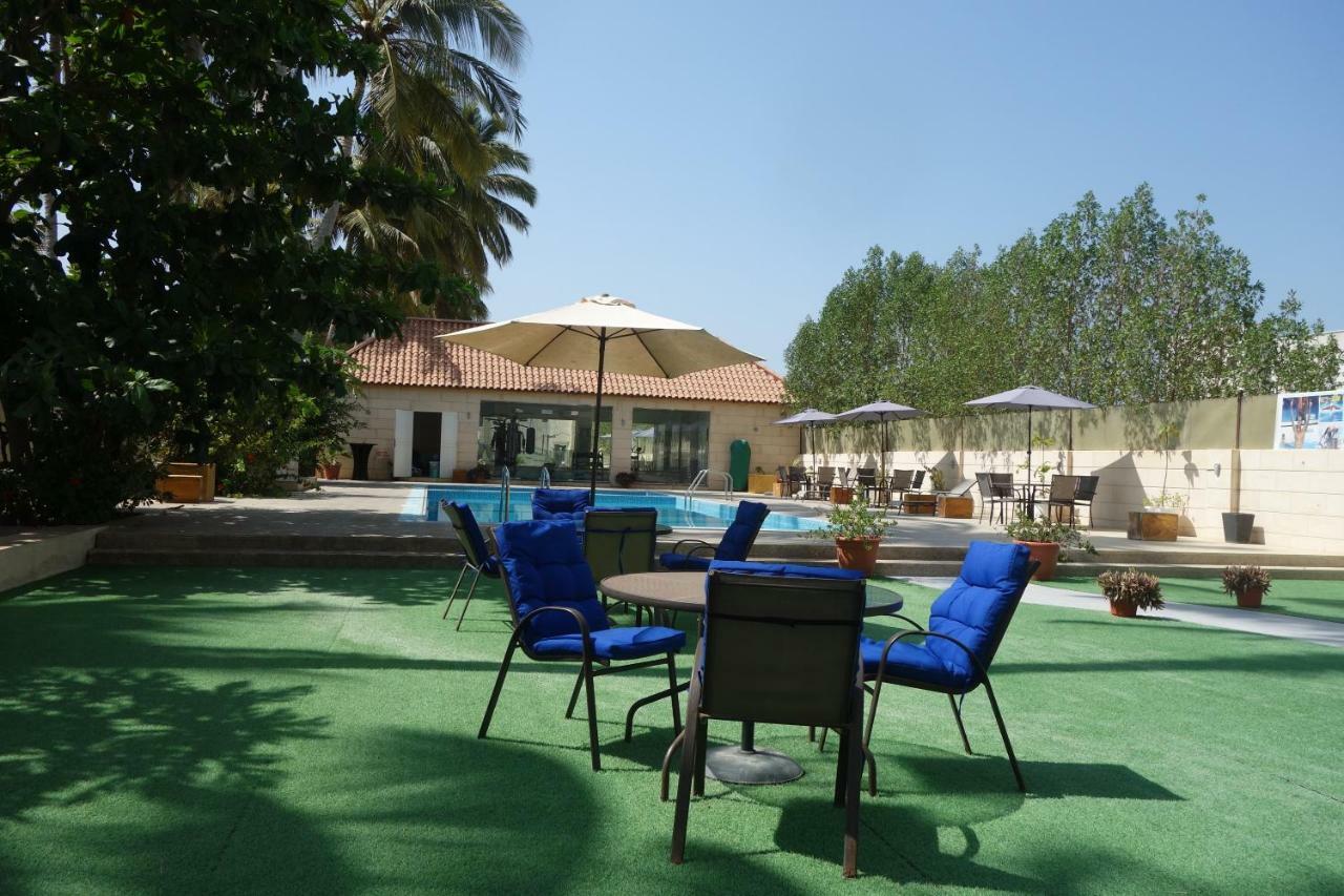 Hotel Grand Tayba